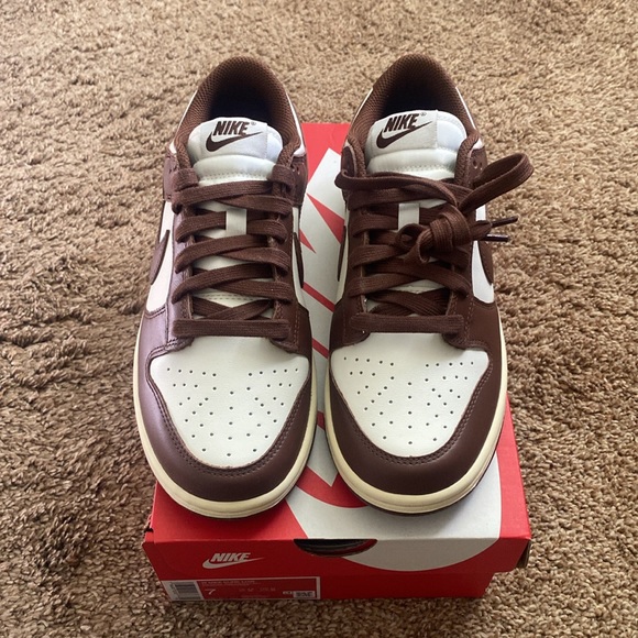 Nike | NWT Women’s Nike Dunk Low - Picture 2 of 9